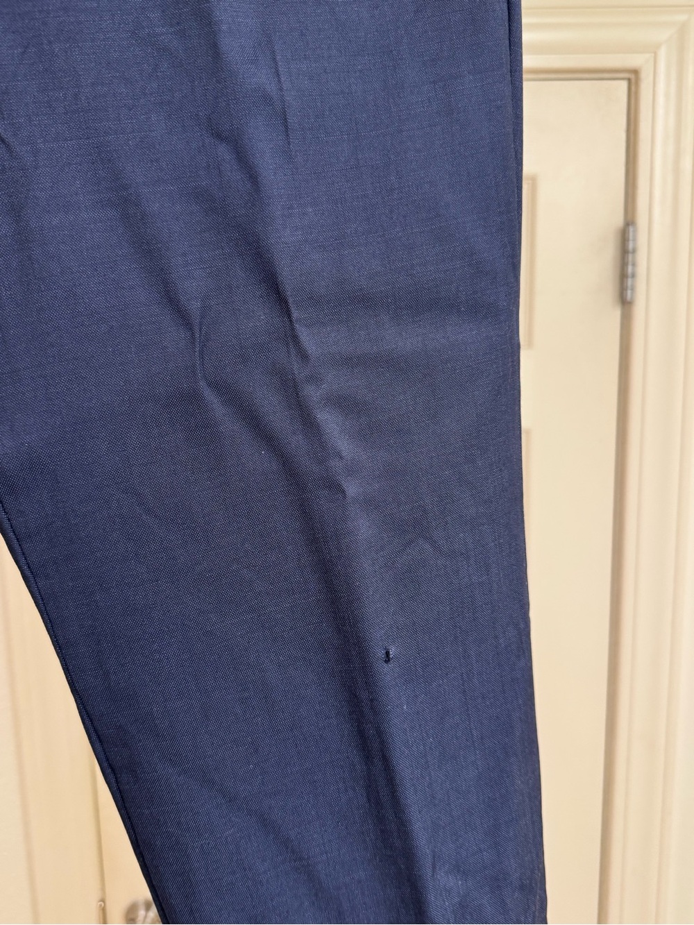 Calvin Klein Men's Navy Blue Suit w/ Pants 40R Extreme Slim Fit - Picture 6 of 8